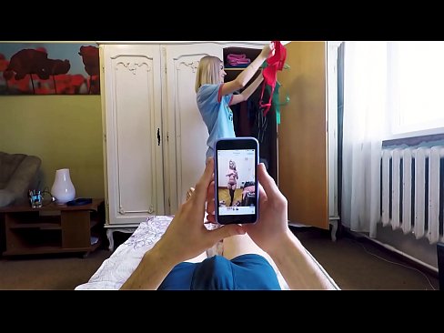 ❤️ I whakamihia e te tuakana tana tungane i mua tonu i te hokinga mai o mama ki te kainga ❤️ Porno i mi.mass-pr.ru ️❤